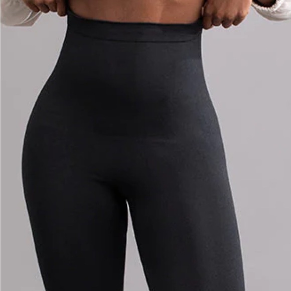 2/$30 Shapermint Essentials High-Waisted Shaping Leggings 3XL Black #42075 - Picture 8 of 13